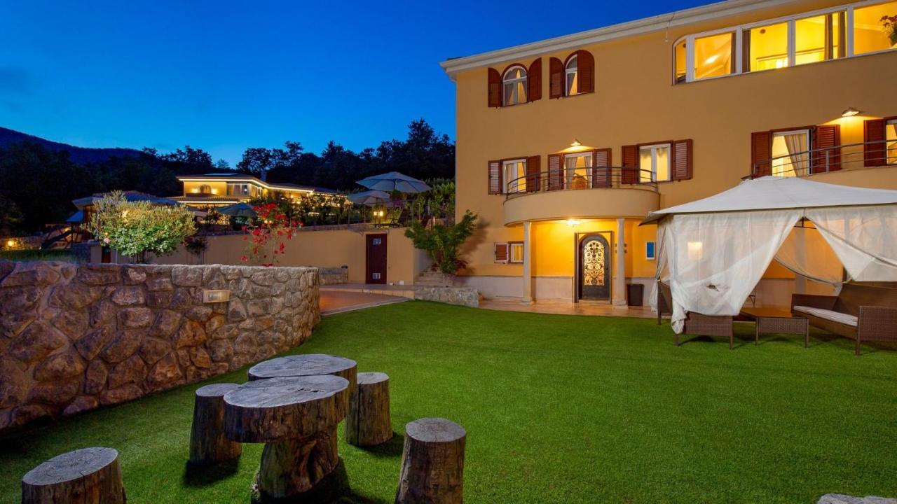 Apartments Villa Bv أوباتيا المظهر الخارجي الصورة