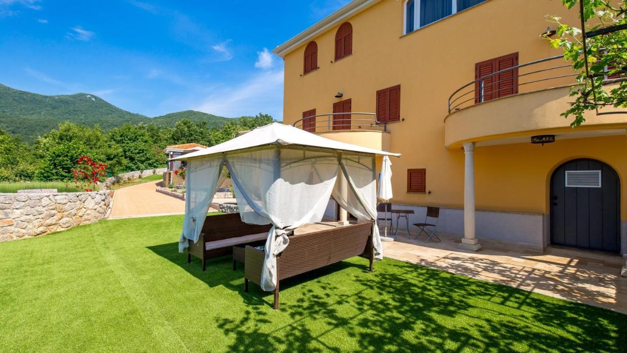 Apartments Villa Bv أوباتيا المظهر الخارجي الصورة